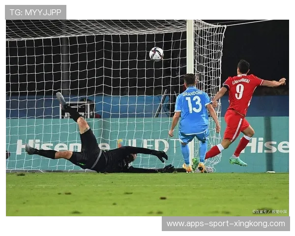 里昂利用精准分球拆解防线,重新定义战术博弈 里昂利用精准分球拆解防线,重新定义战术博弈